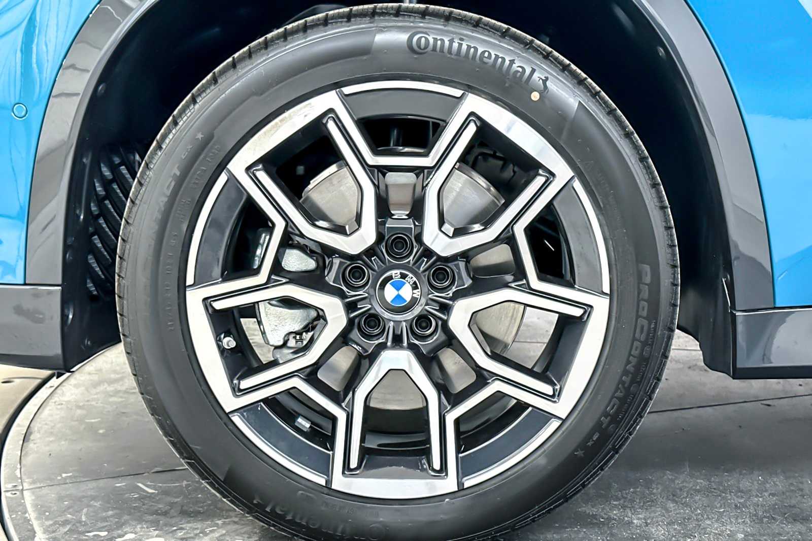 Thumbnail: 2025 BMW X1 - 25