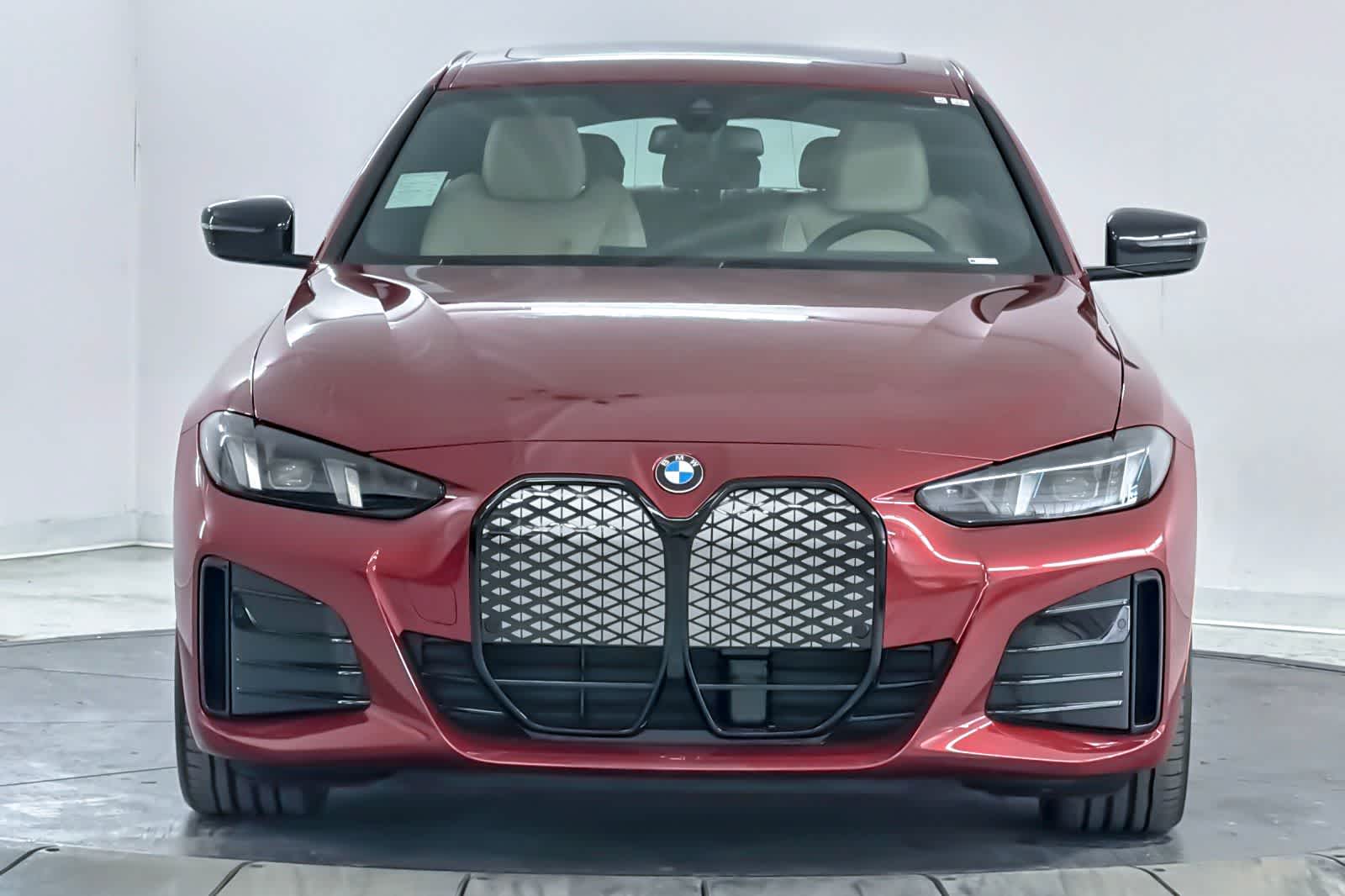 Thumbnail: 2026 BMW i4 - 10