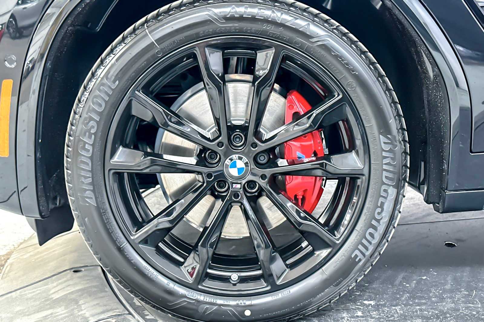 Thumbnail: 2025 BMW X4 - 25