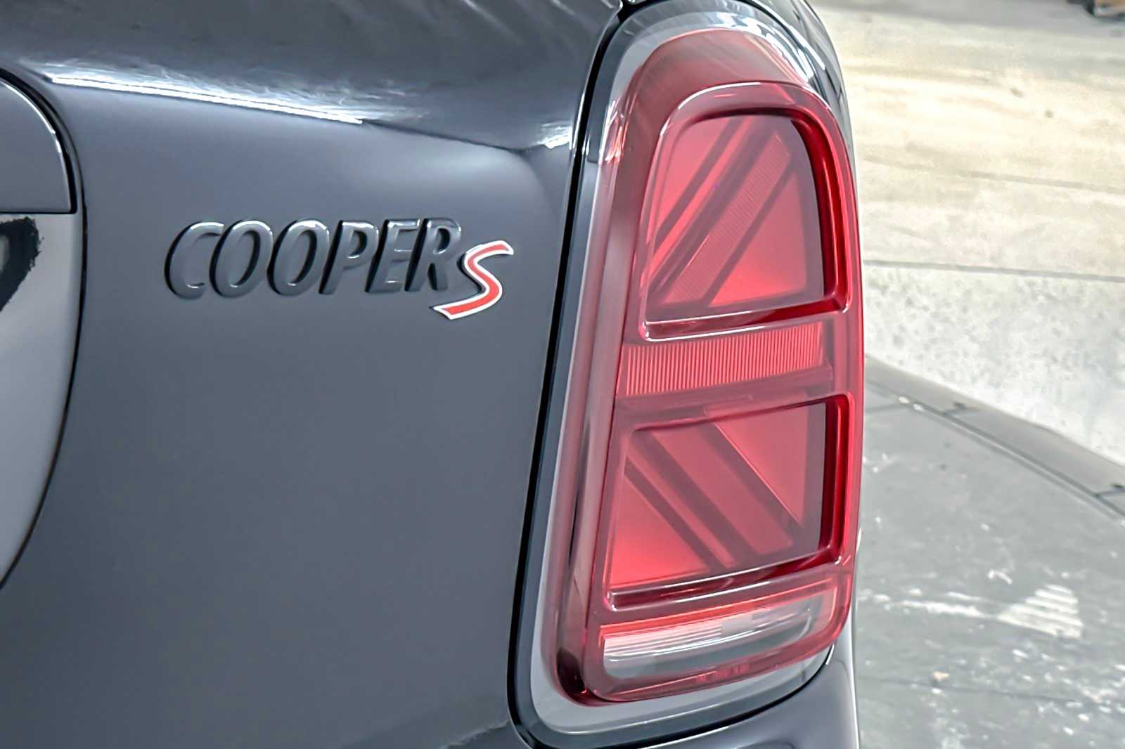 Thumbnail: 2022 MINI Cooper Countryman - 28
