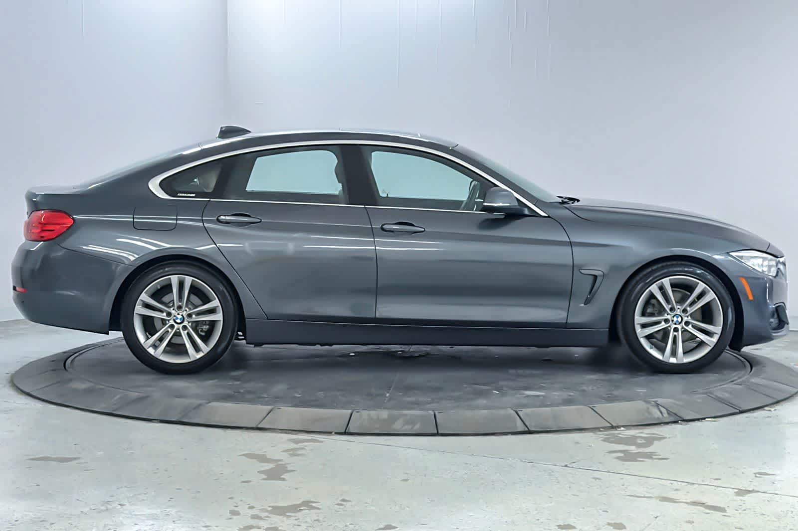 Thumbnail: 2017 BMW 4 Series - 8