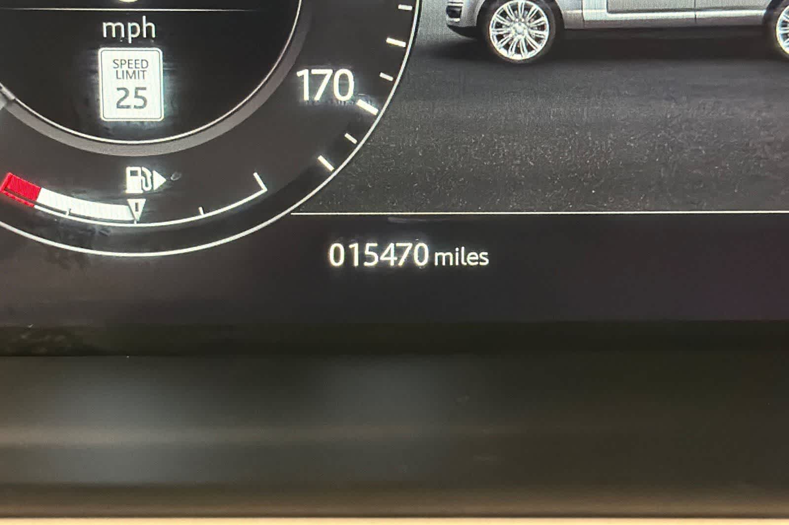 Thumbnail: 2022 Land Rover Range Rover - 26