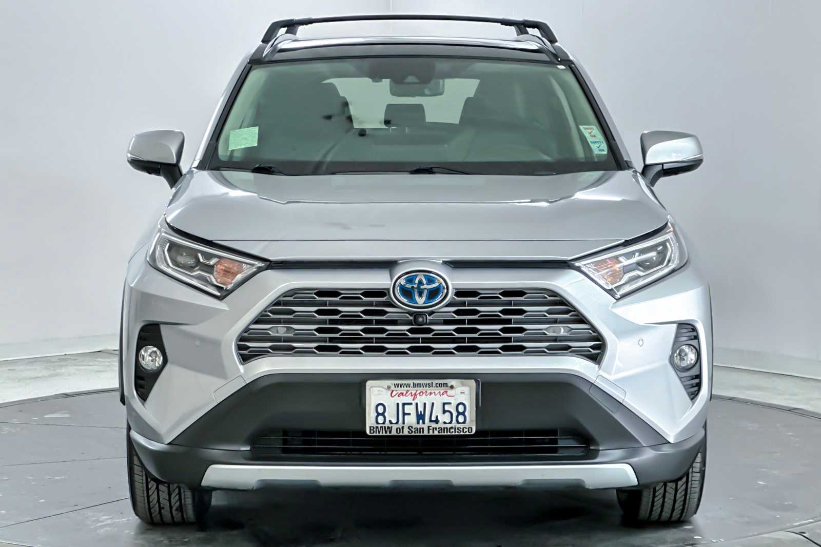 Thumbnail: 2019 Toyota RAV4 - 10
