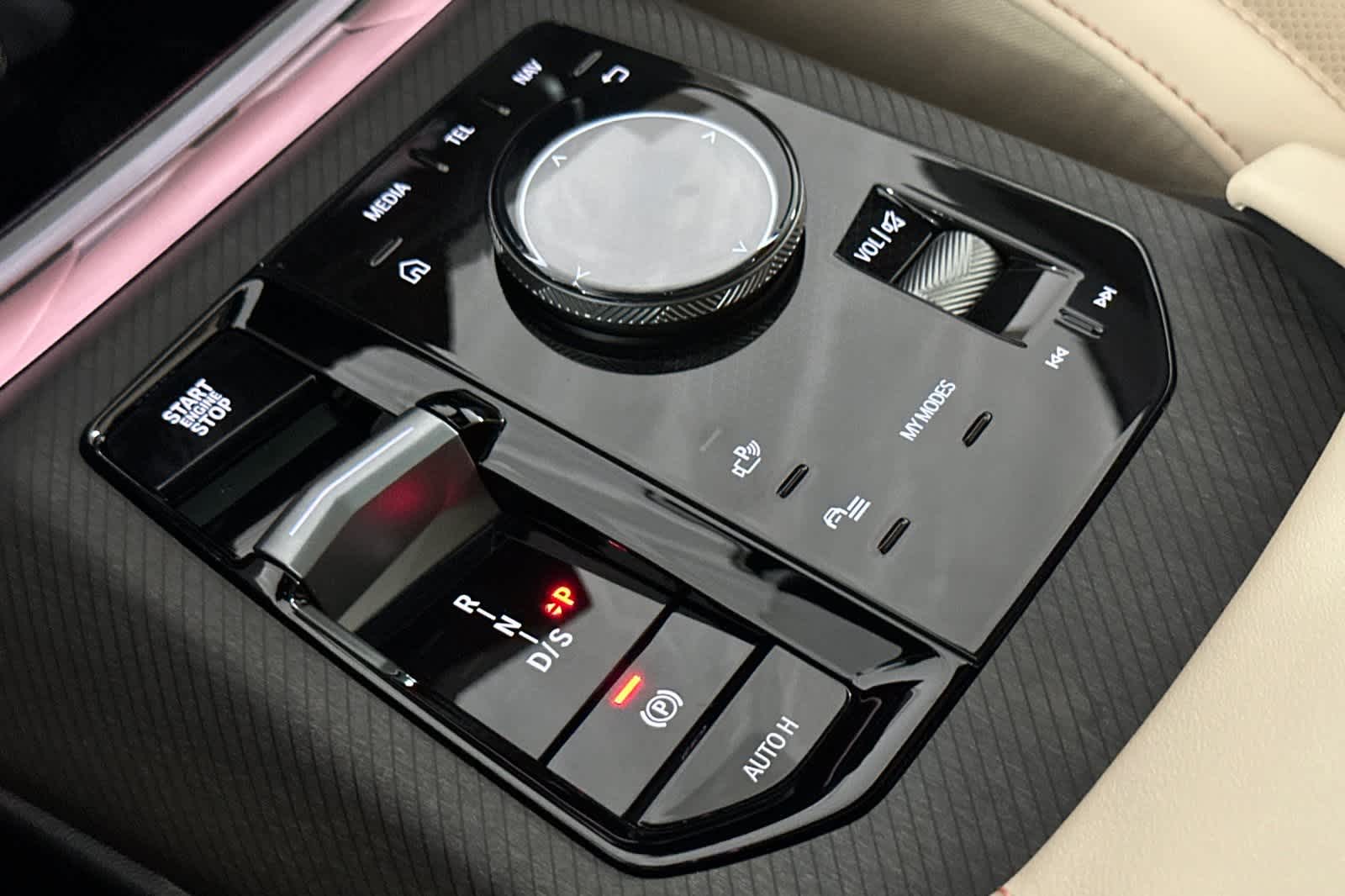 Thumbnail: 2026 BMW X3 - 22