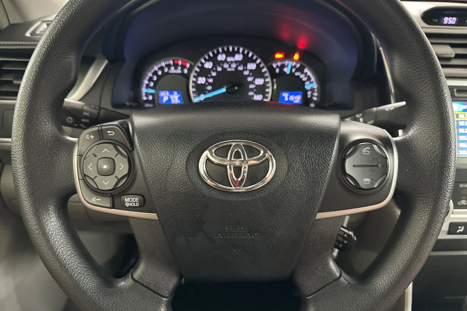 Thumbnail: 2013 Toyota Camry - 20