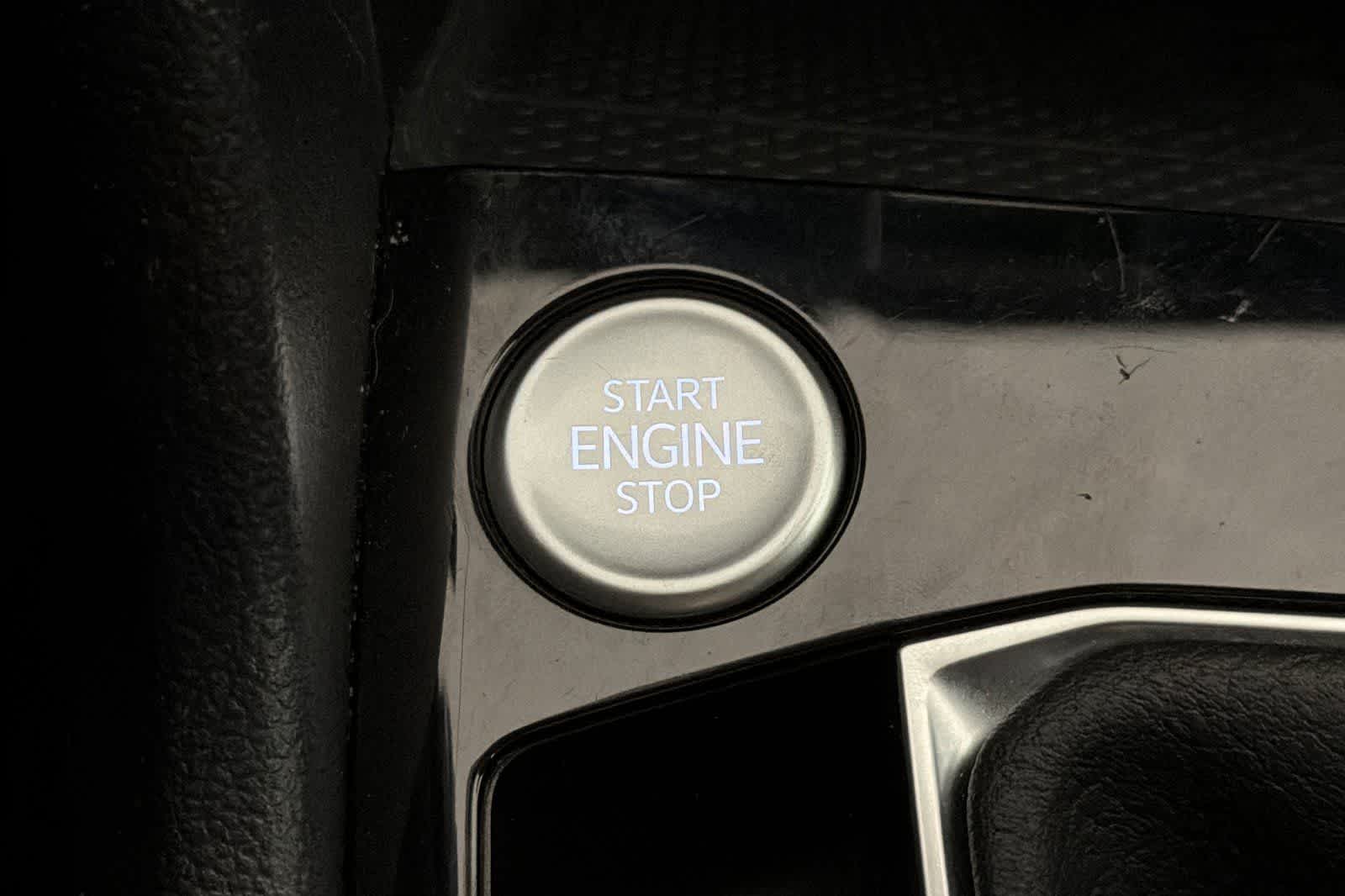 Thumbnail: 2023 Volkswagen Taos - 22