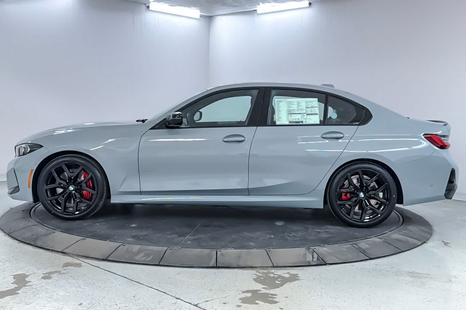 Thumbnail: 2026 BMW 3 Series - 5