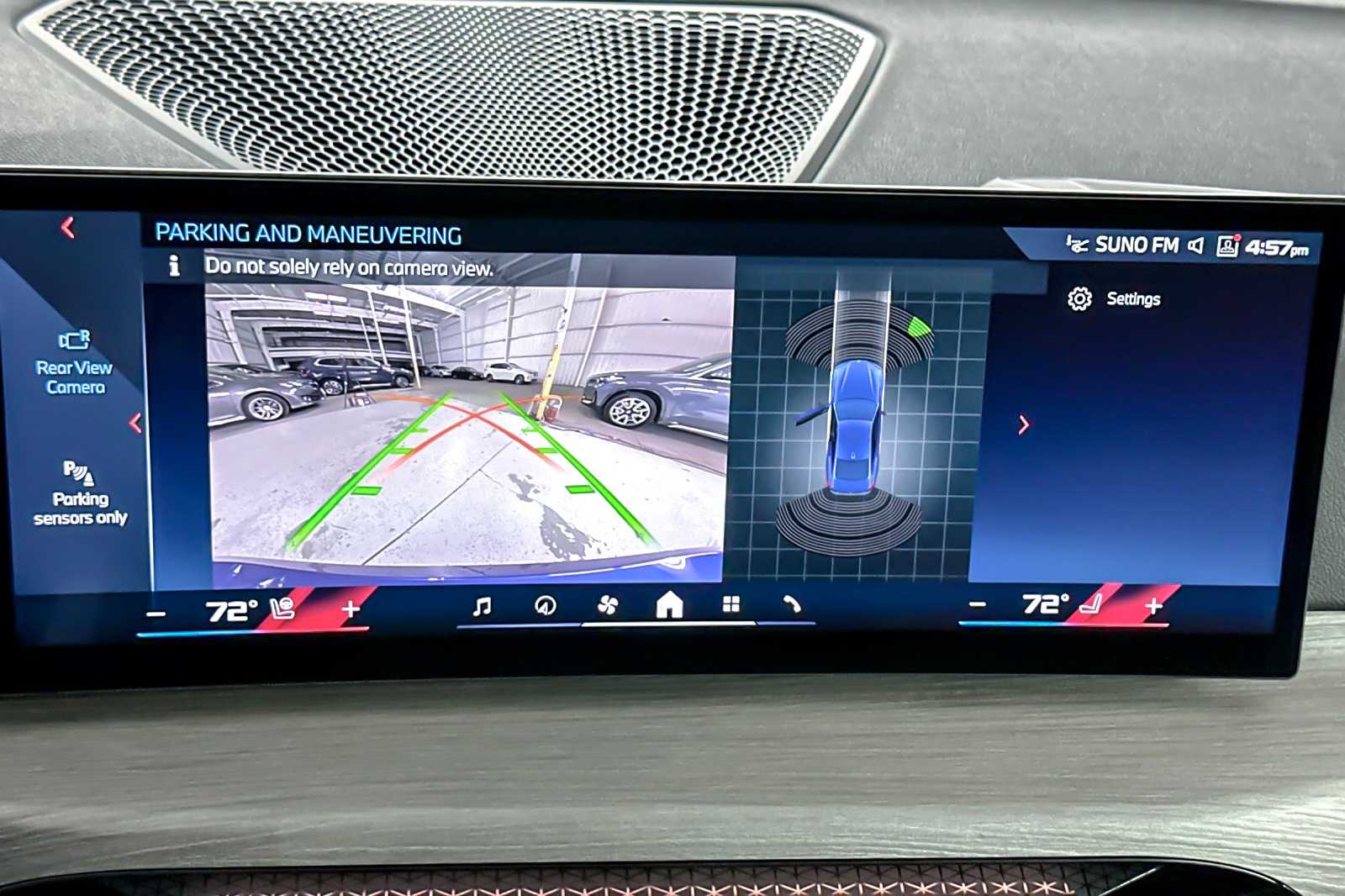 Thumbnail: 2025 BMW 4 Series - 19