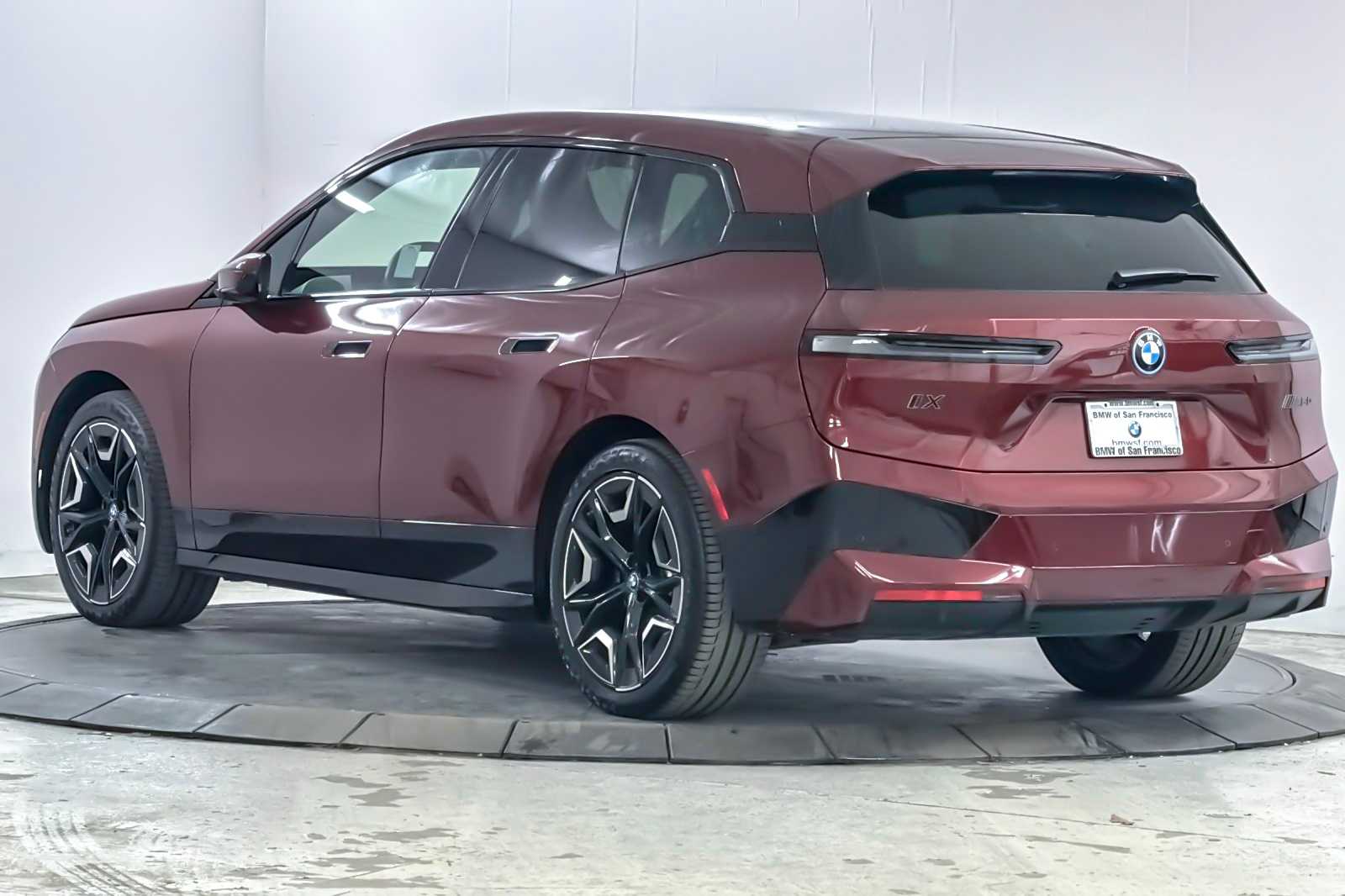 Thumbnail: 2023 BMW iX - 6