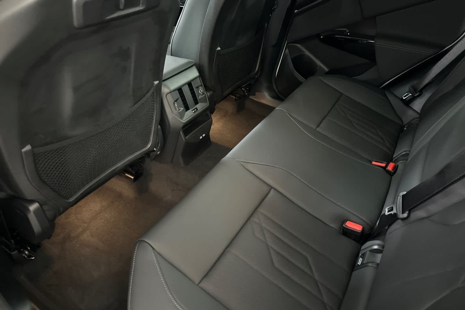 Thumbnail: 2026 BMW X3 - 4