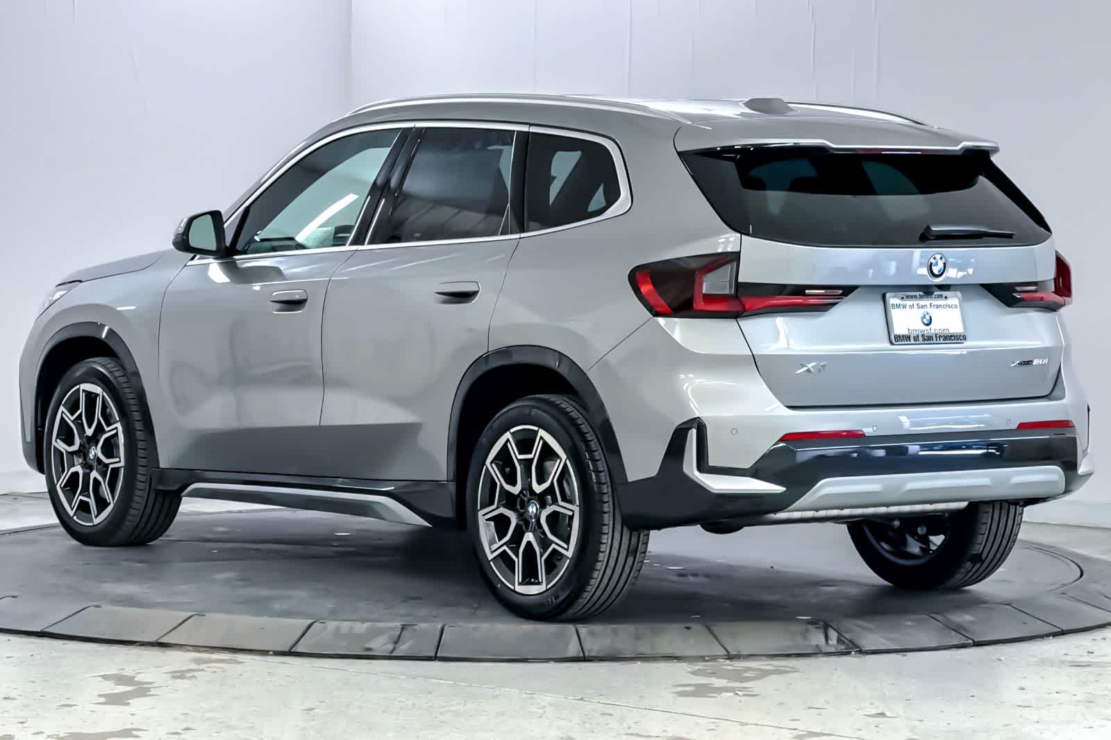 Thumbnail: 2026 BMW X1 - 6