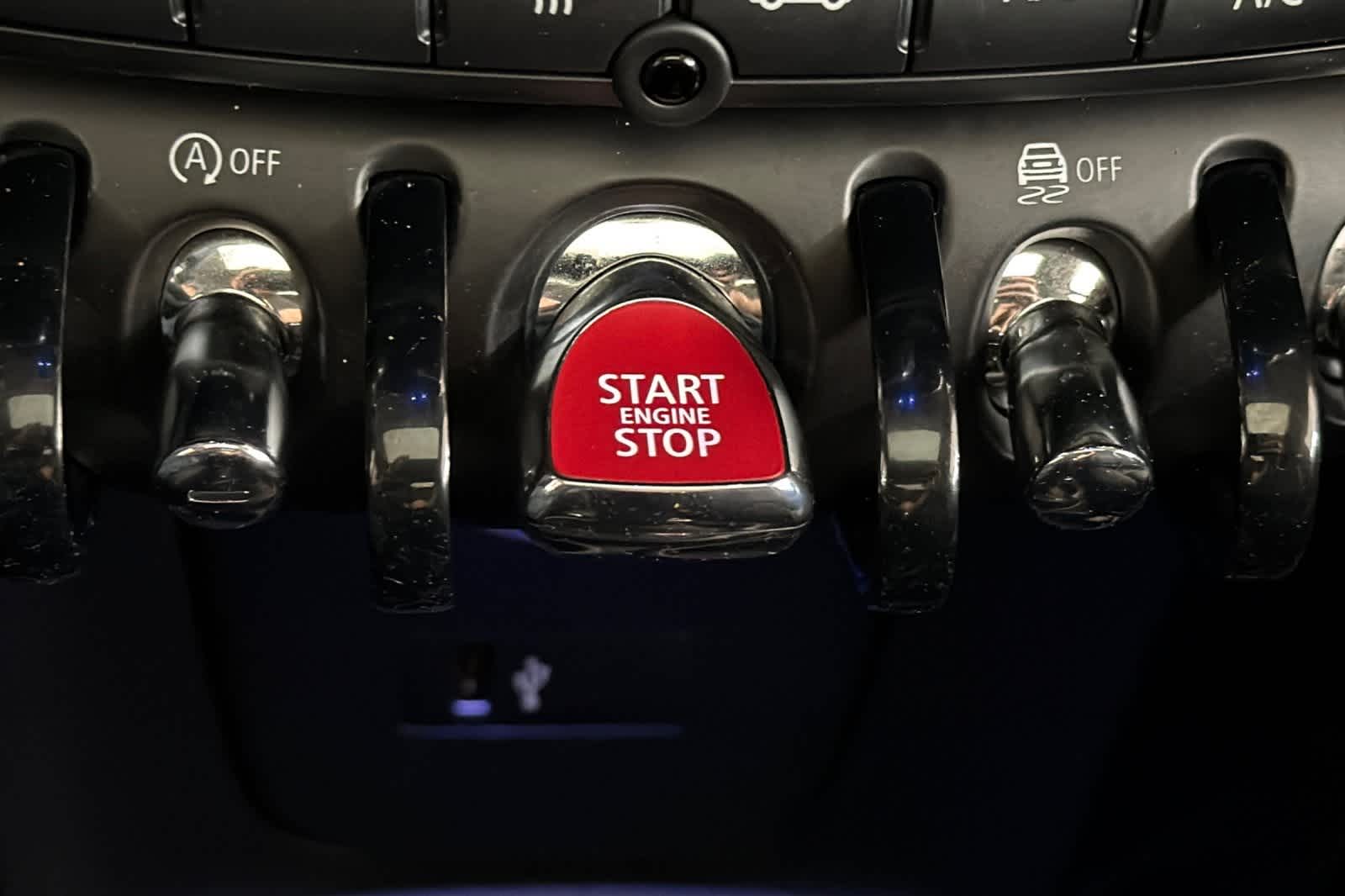 Thumbnail: 2023 MINI Cooper Hardtop - 22