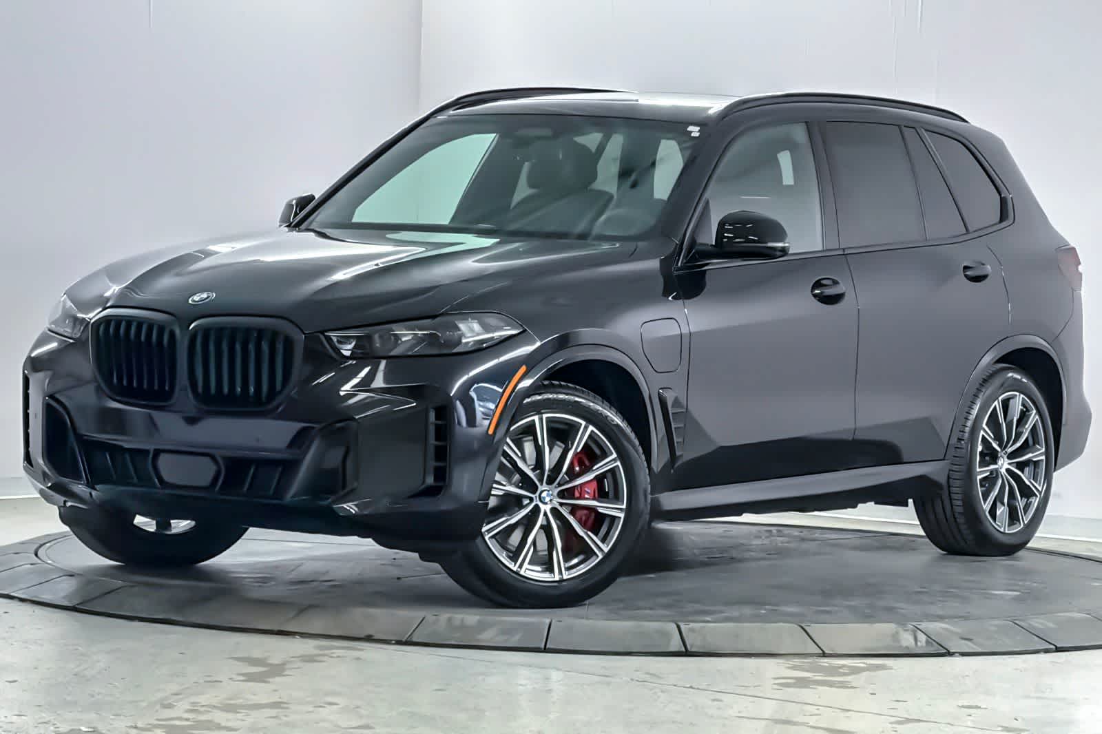 Thumbnail: 2026 BMW X5 - 1