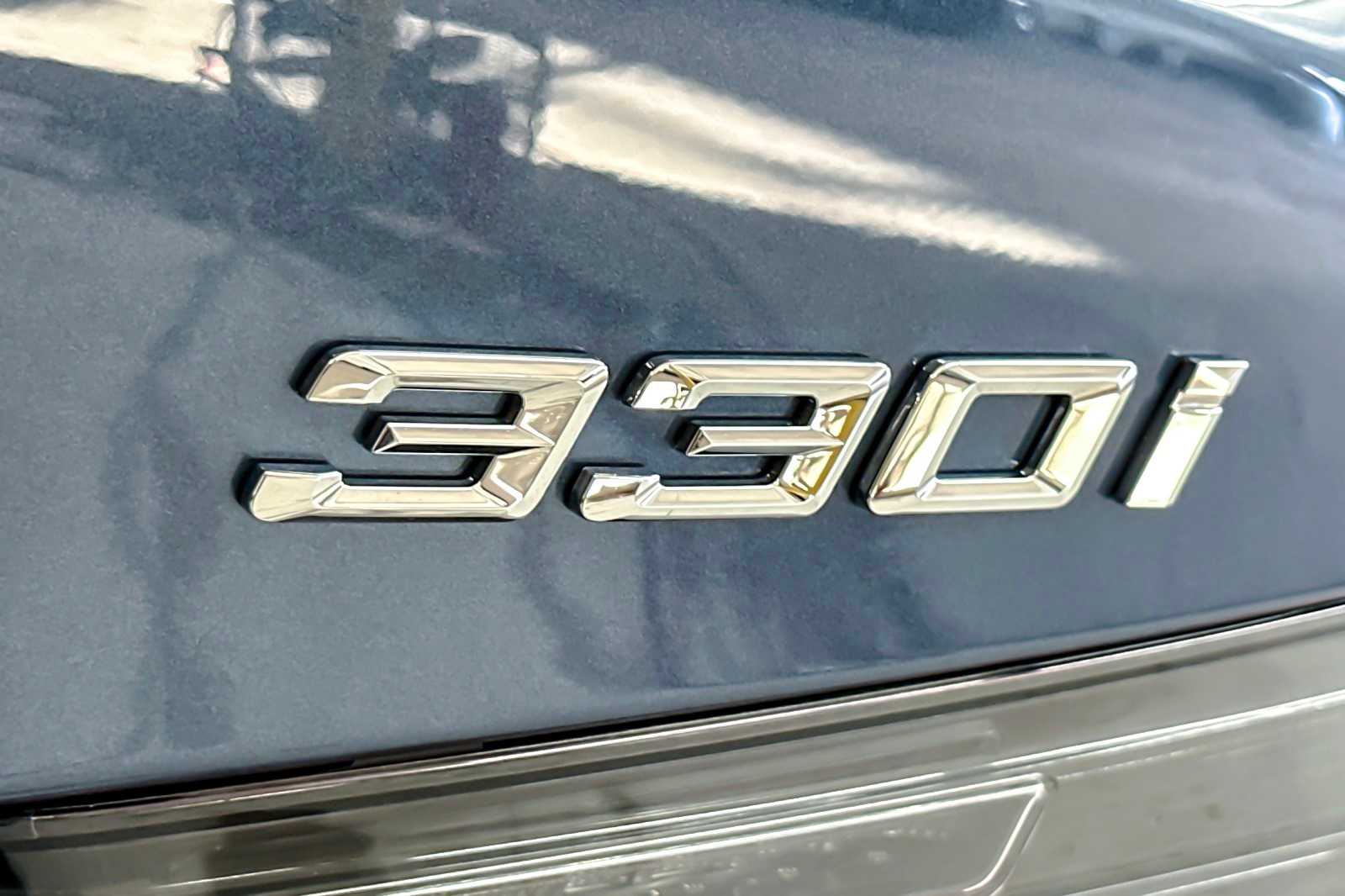 Thumbnail: 2026 BMW 3 Series - 25