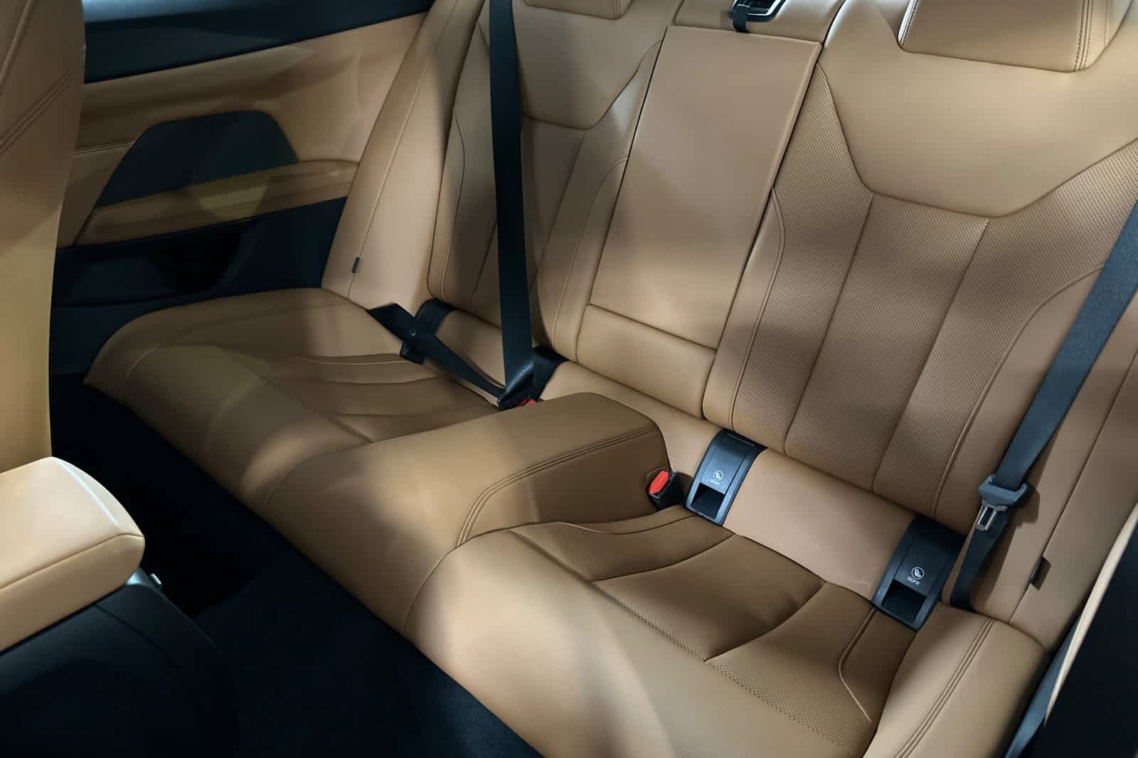 Thumbnail: 2025 BMW 4 Series - 4