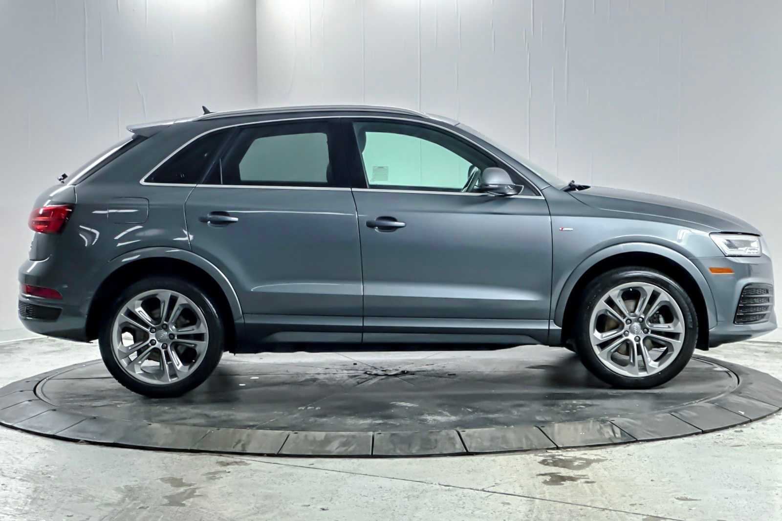 Thumbnail: 2016 Audi Q3 - 8