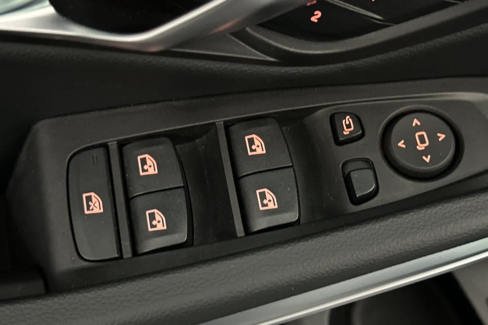 Thumbnail: 2023 BMW 3 Series - 13