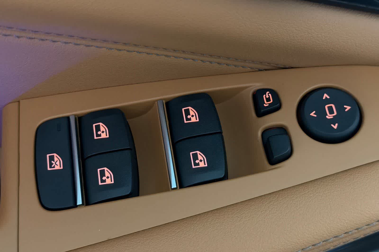 Thumbnail: 2026 BMW X5 - 13