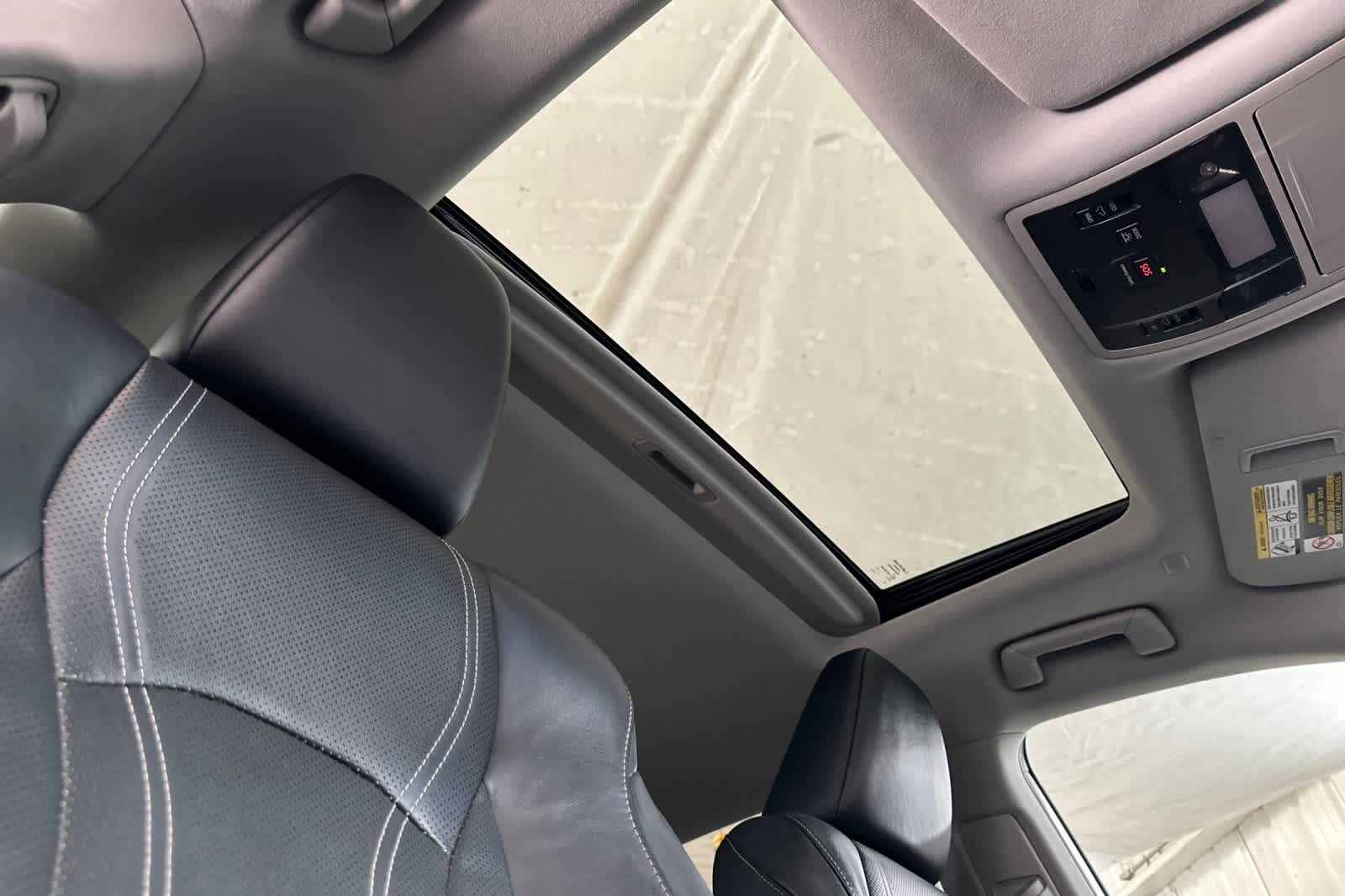 Thumbnail: 2018 Lexus RX - 17