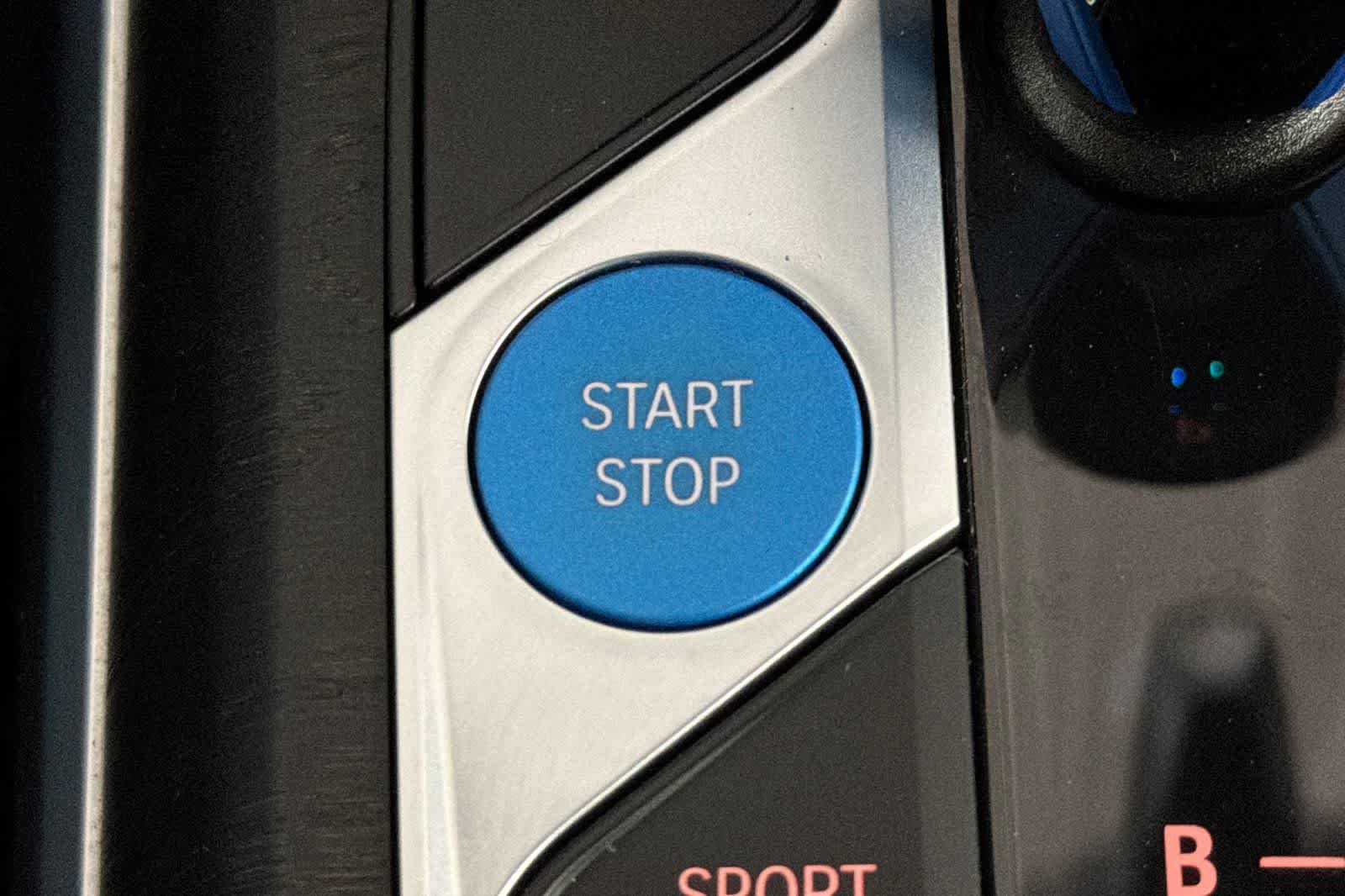 Thumbnail: 2023 BMW i4 - 22