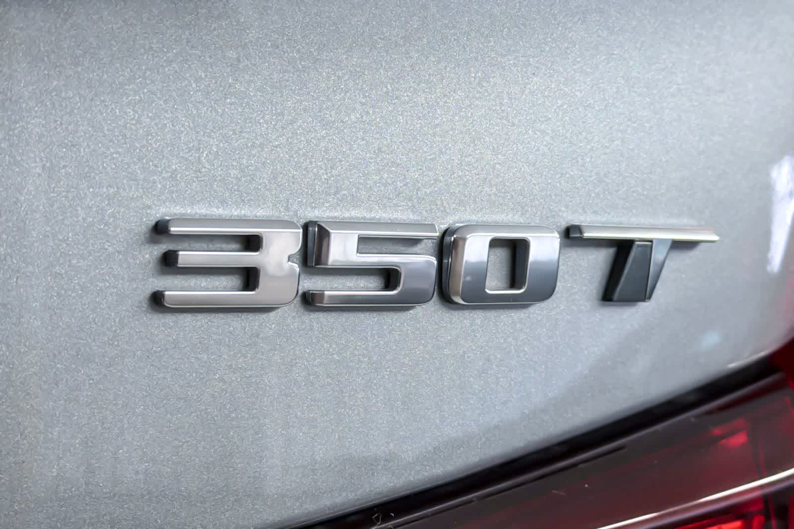 Thumbnail: 2023 Cadillac XT4 - 27