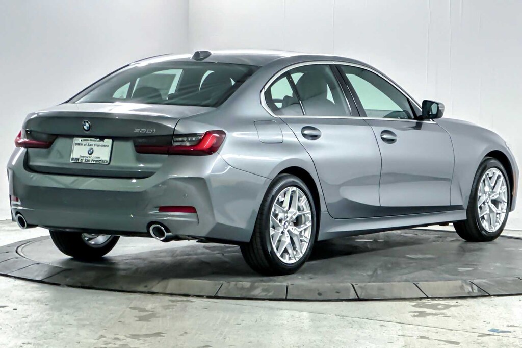 New 2026 BMW 330i Sedan