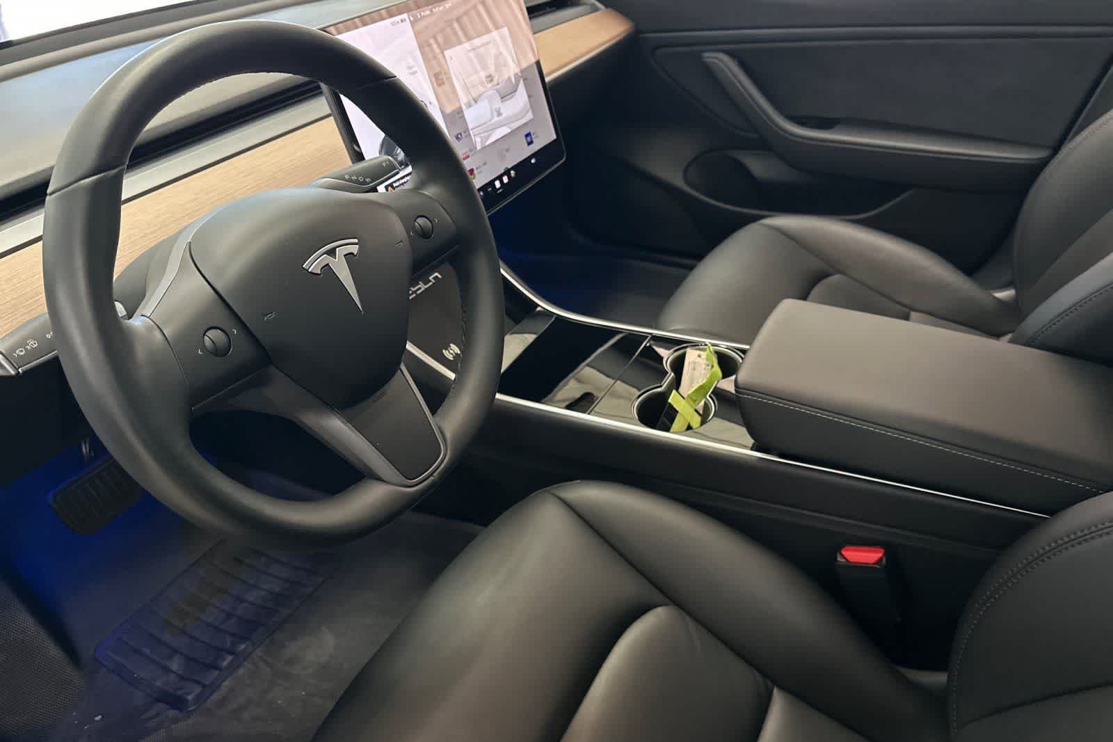 Thumbnail: 2018 Tesla Model 3 - 11