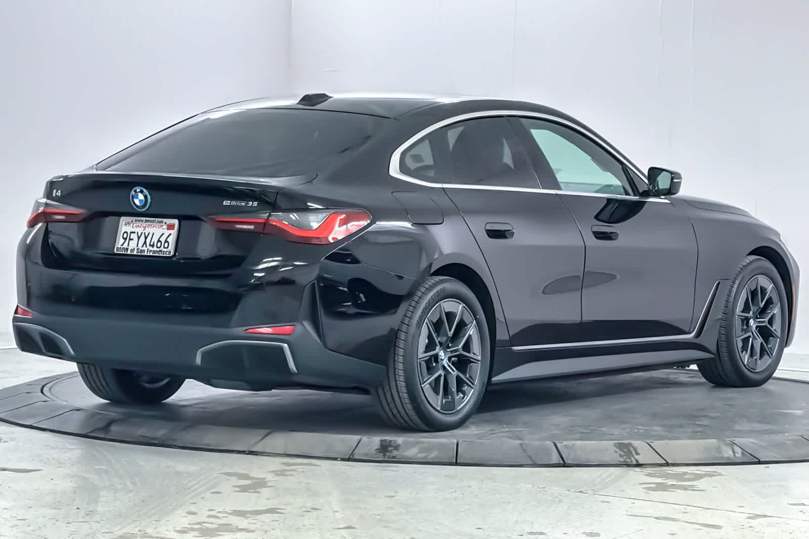 Thumbnail: 2023 BMW i4 - 2