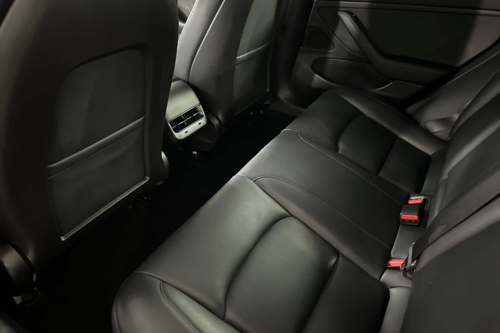 Thumbnail: 2019 Tesla Model 3 - 4