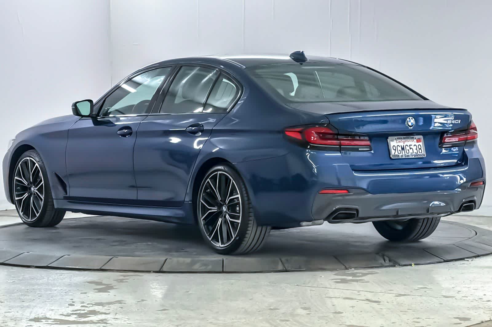 Thumbnail: 2023 BMW 5 Series - 6