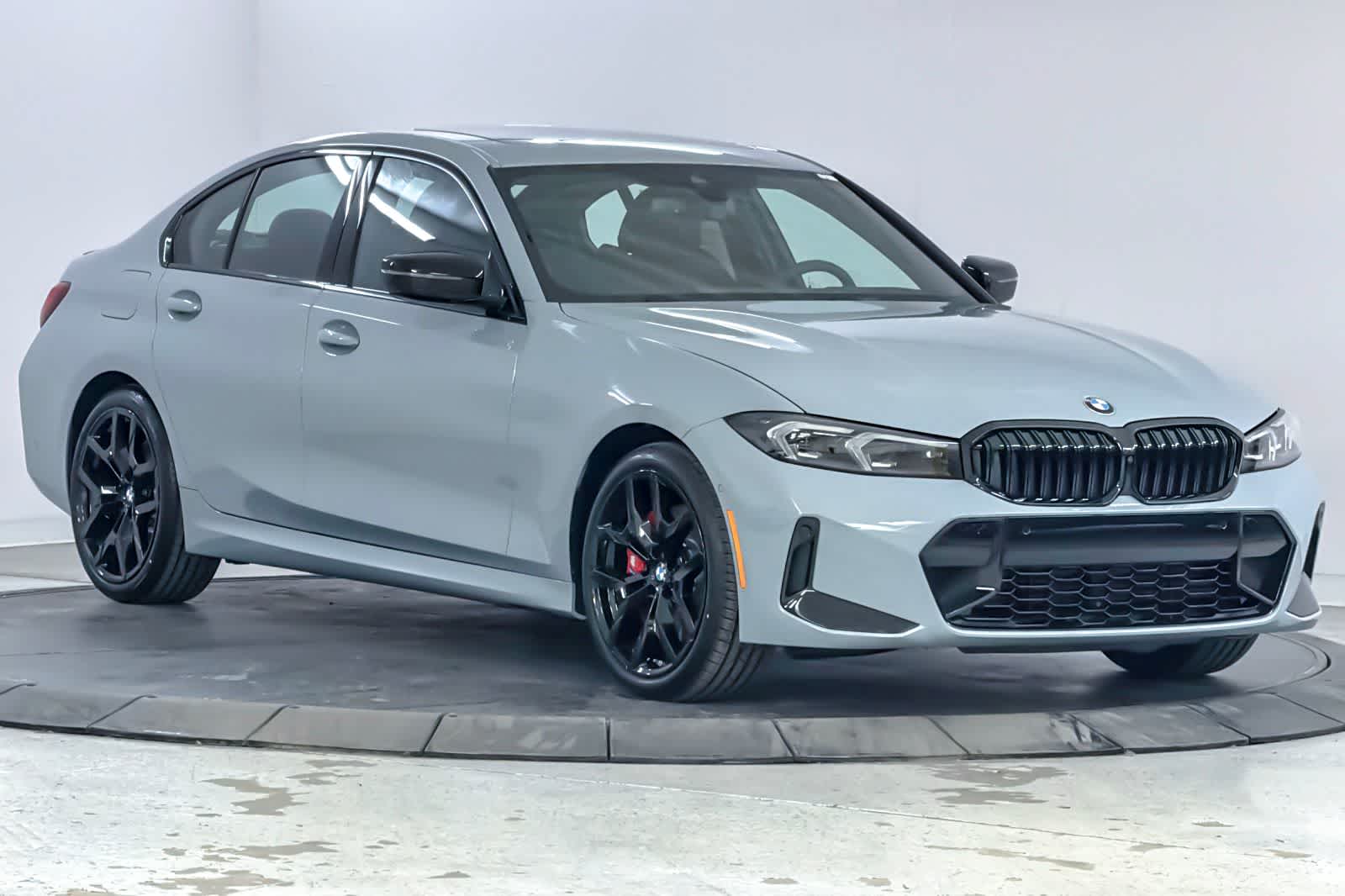 Thumbnail: 2026 BMW 3 Series - 9