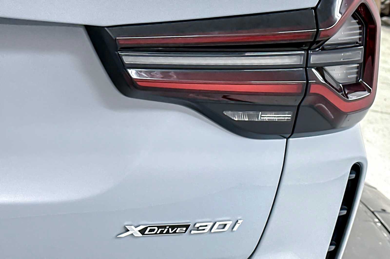 Thumbnail: 2023 BMW X3 - 28