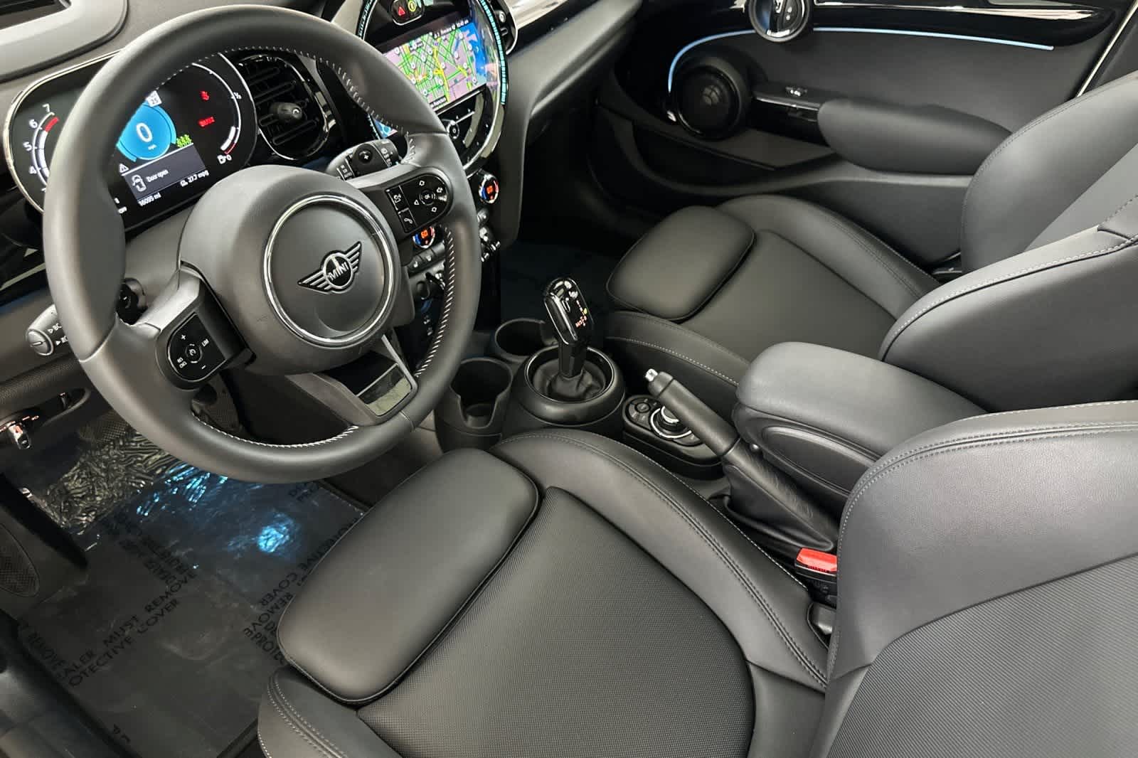 Thumbnail: 2023 MINI Cooper Hardtop - 11