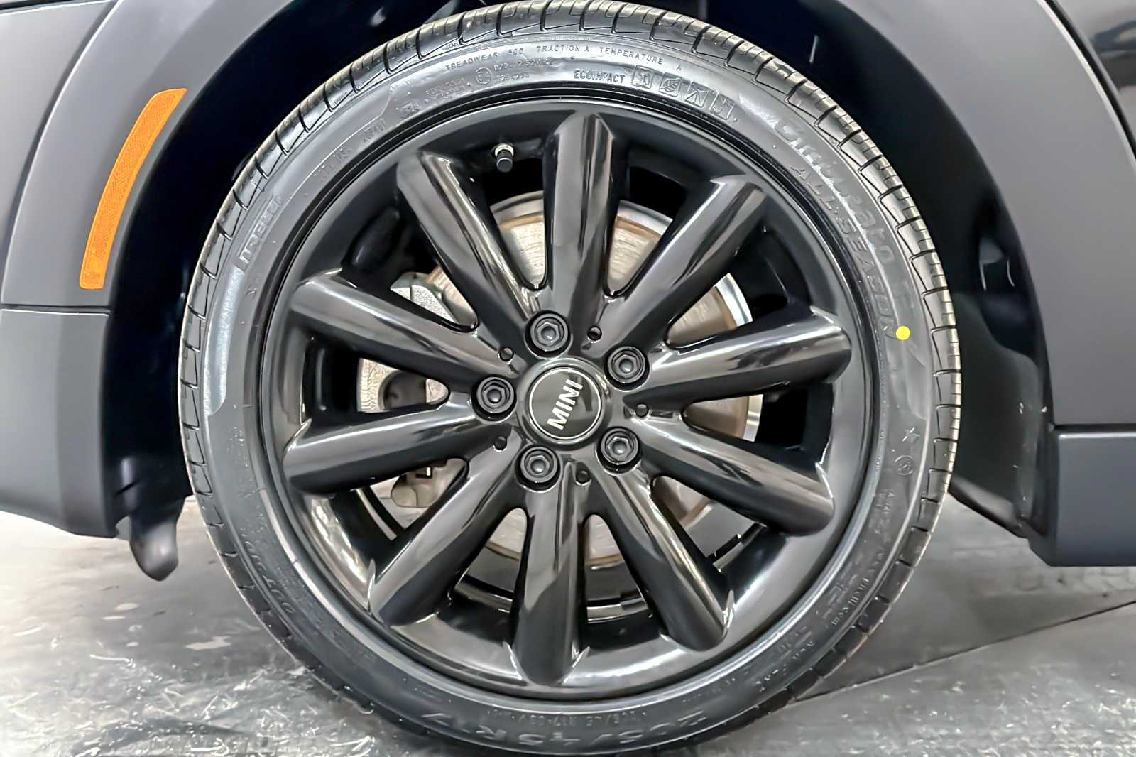 Thumbnail: 2021 MINI Cooper Hardtop - 27