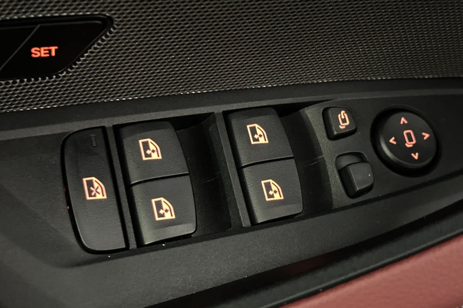 Thumbnail: 2025 BMW i4 - 13