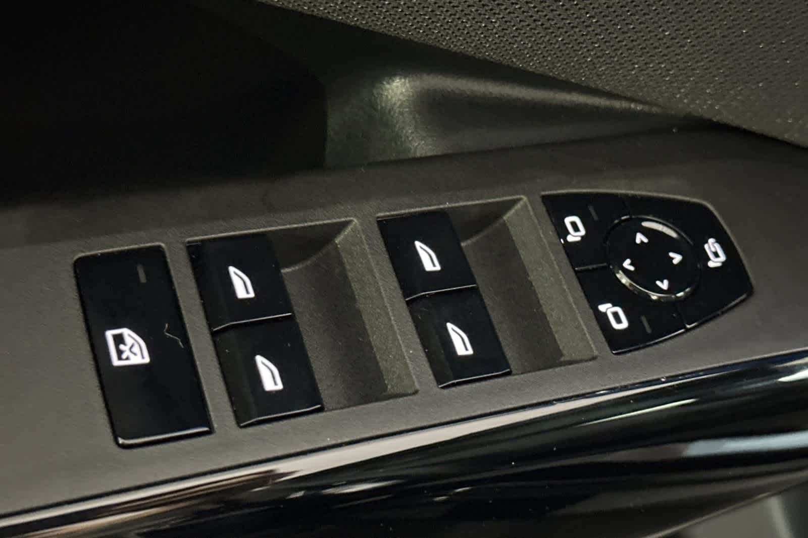 Thumbnail: 2026 BMW X3 - 13