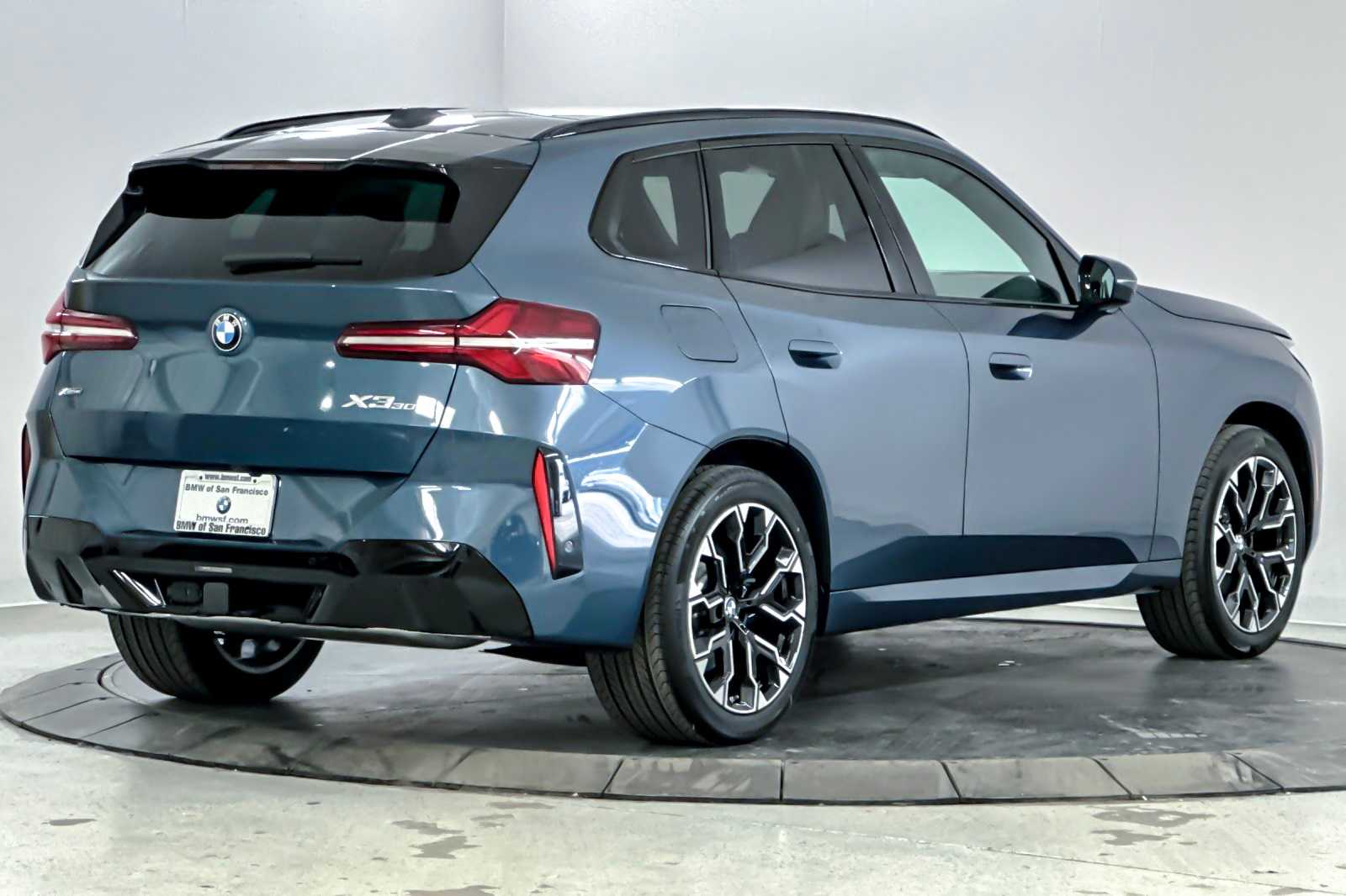 Thumbnail: 2026 BMW X3 - 2