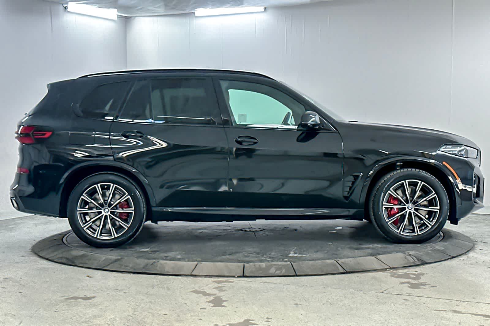 Thumbnail: 2026 BMW X5 - 8