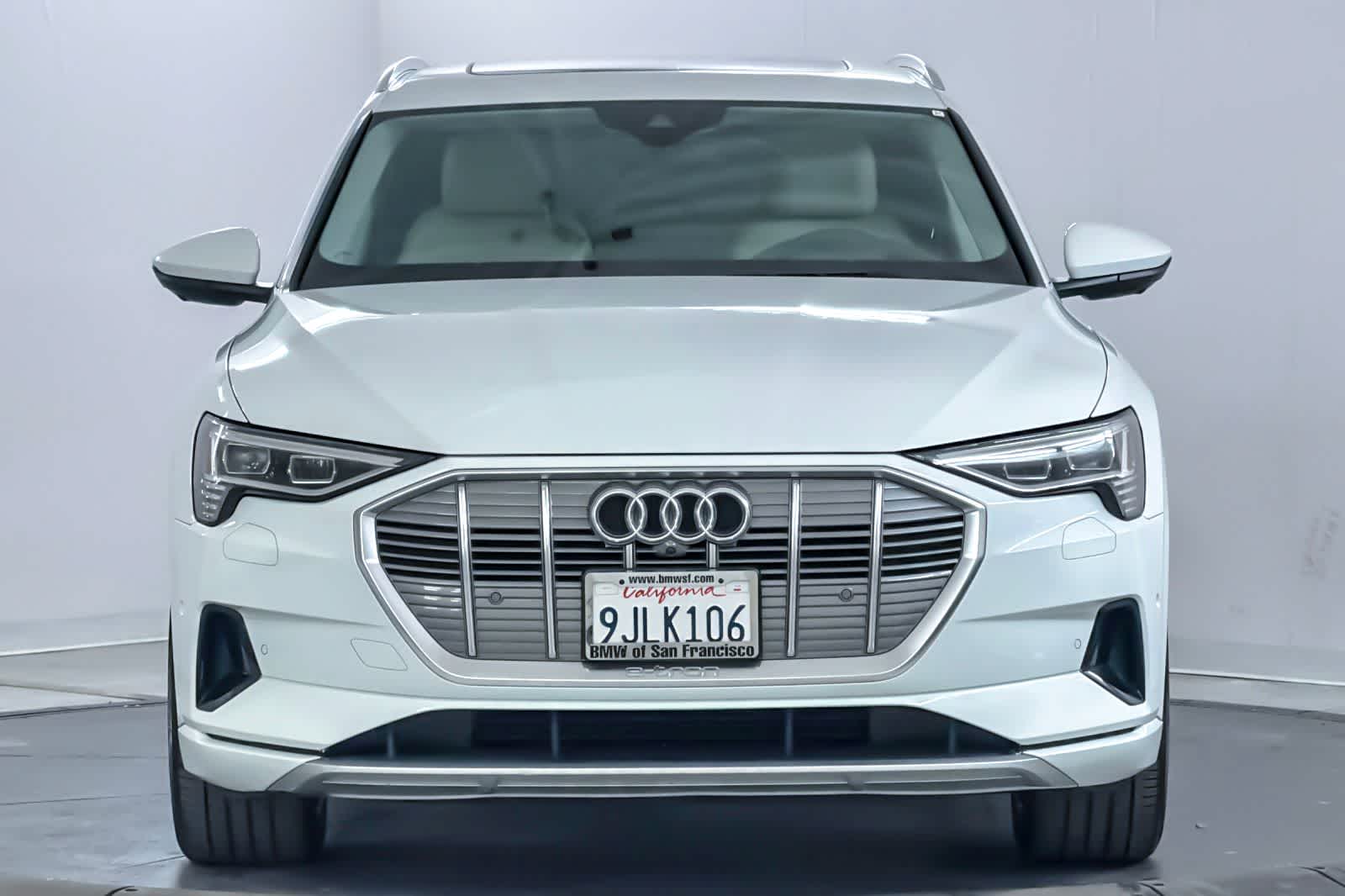 Thumbnail: 2019 Audi e-tron - 10