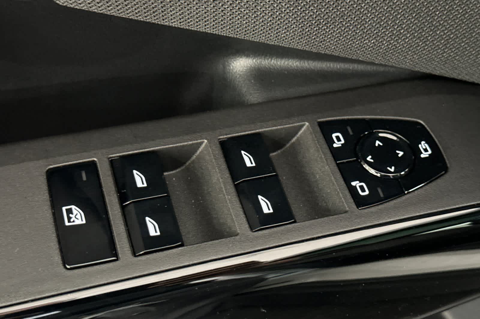 Thumbnail: 2026 BMW X3 - 13