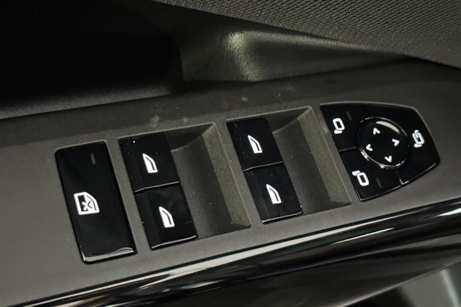 Thumbnail: 2026 BMW X3 - 13