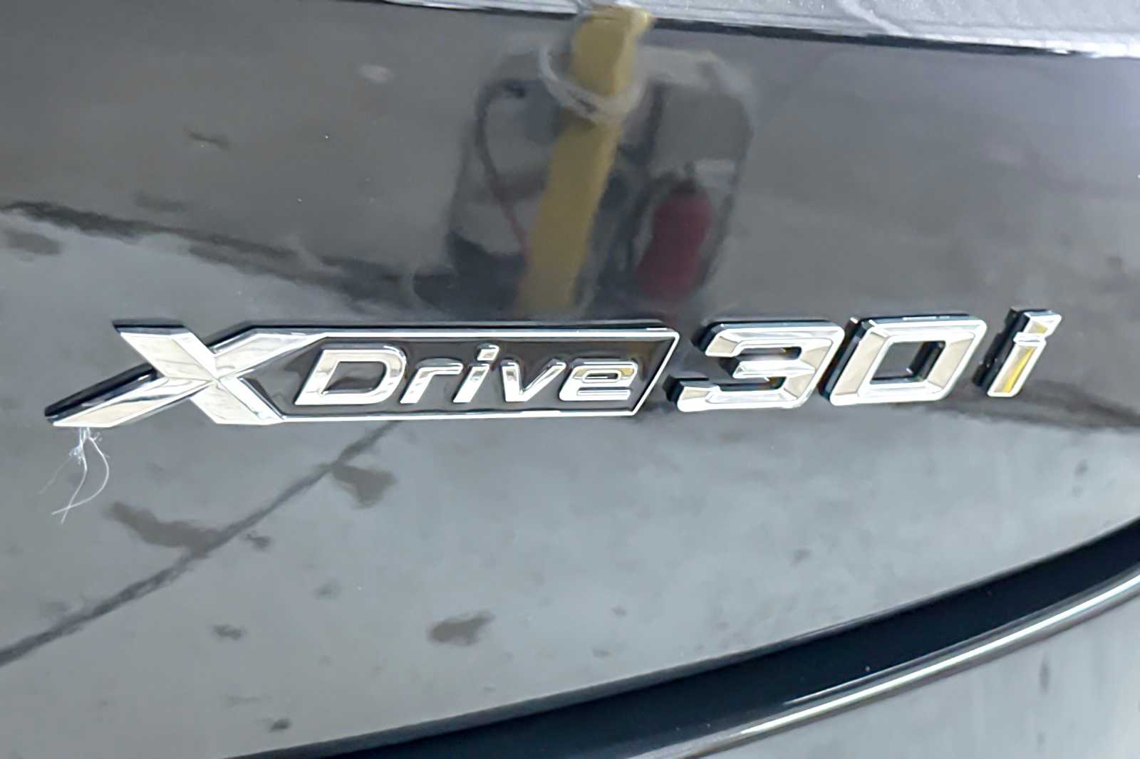 Thumbnail: 2025 BMW X4 - 26