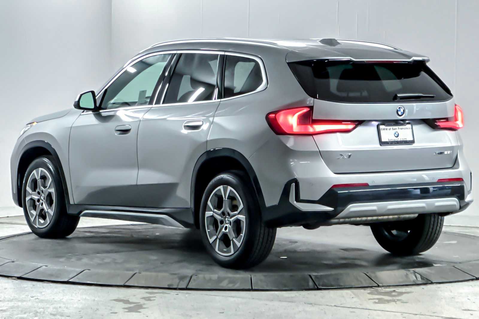 Thumbnail: 2023 BMW X1 - 6