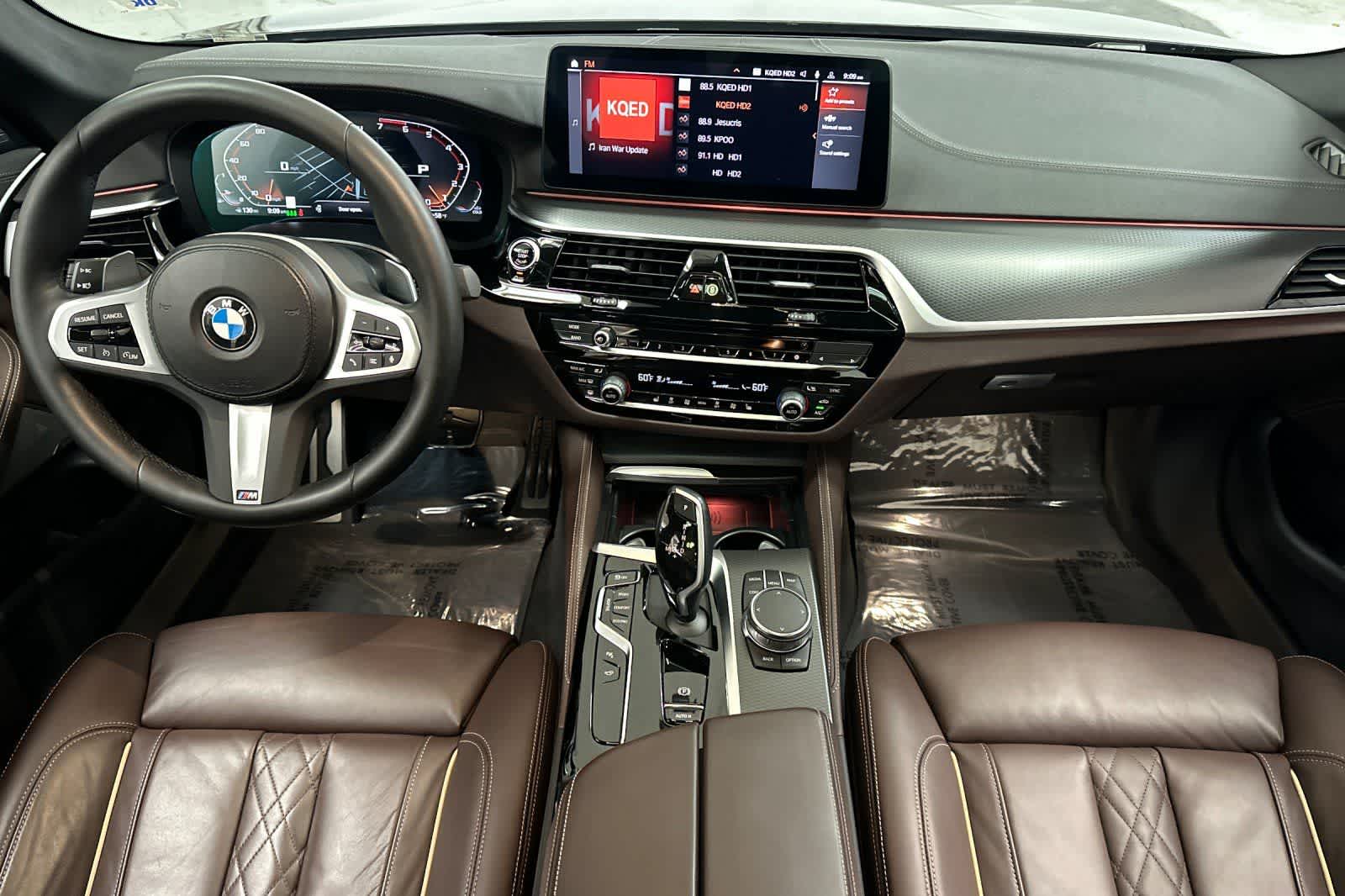 Thumbnail: 2023 BMW 5 Series - 3