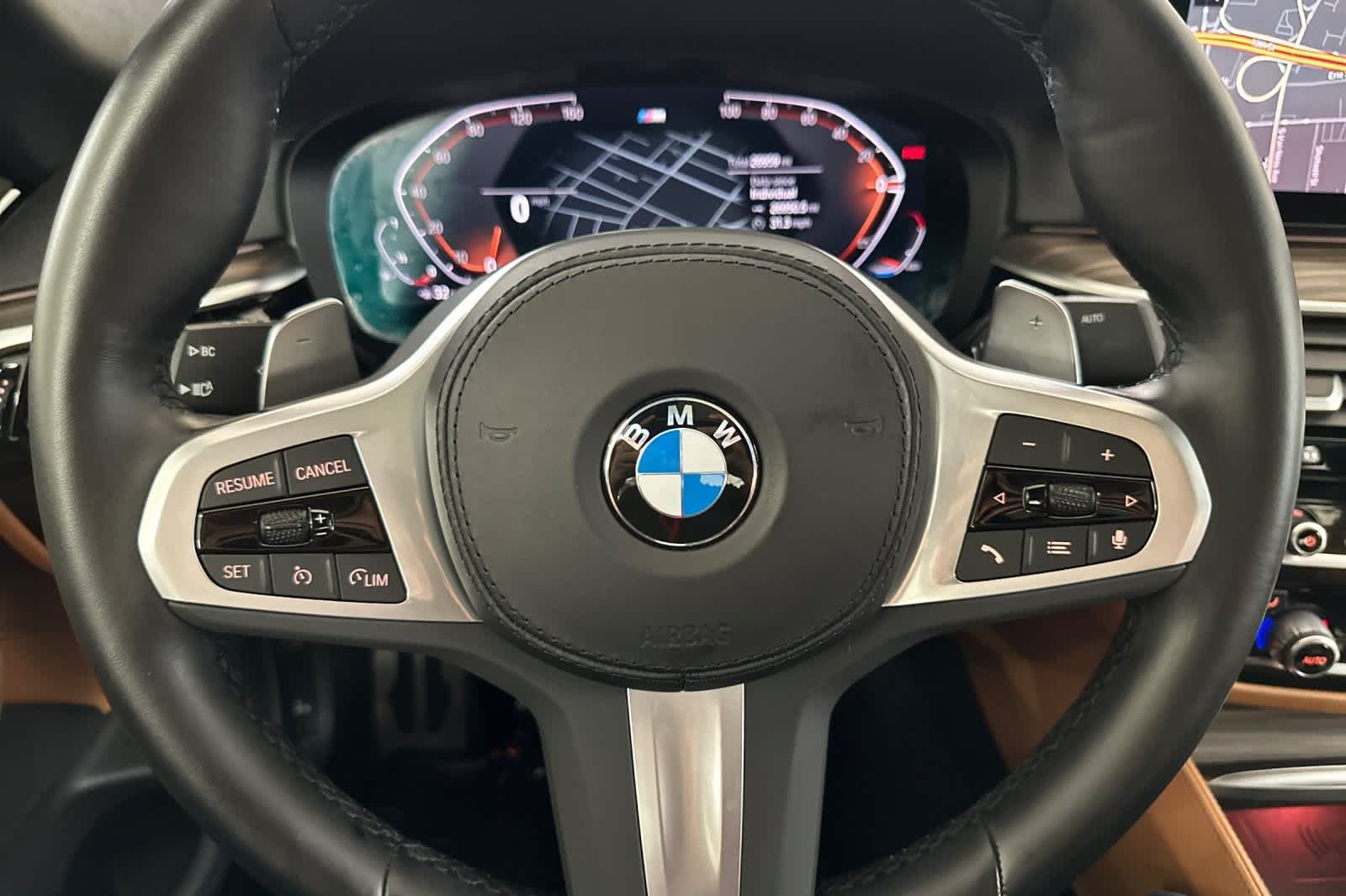 Thumbnail: 2023 BMW 5 Series - 23