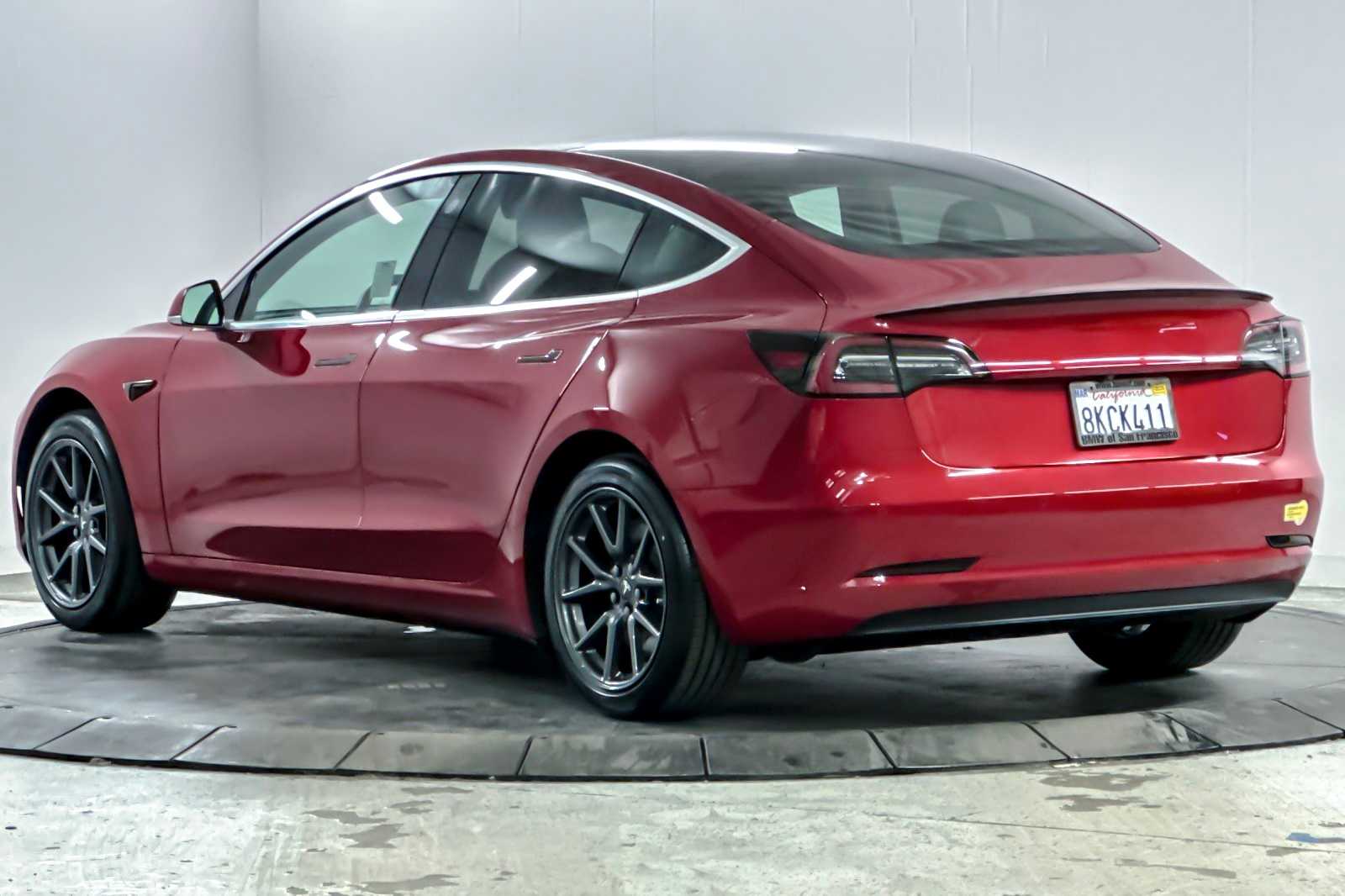 Thumbnail: 2019 Tesla Model 3 - 6
