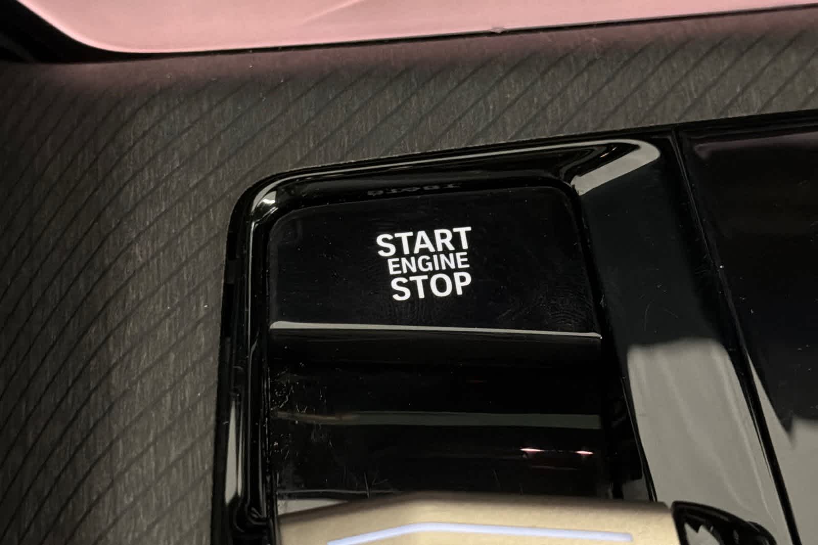 Thumbnail: 2025 BMW X3 - 22