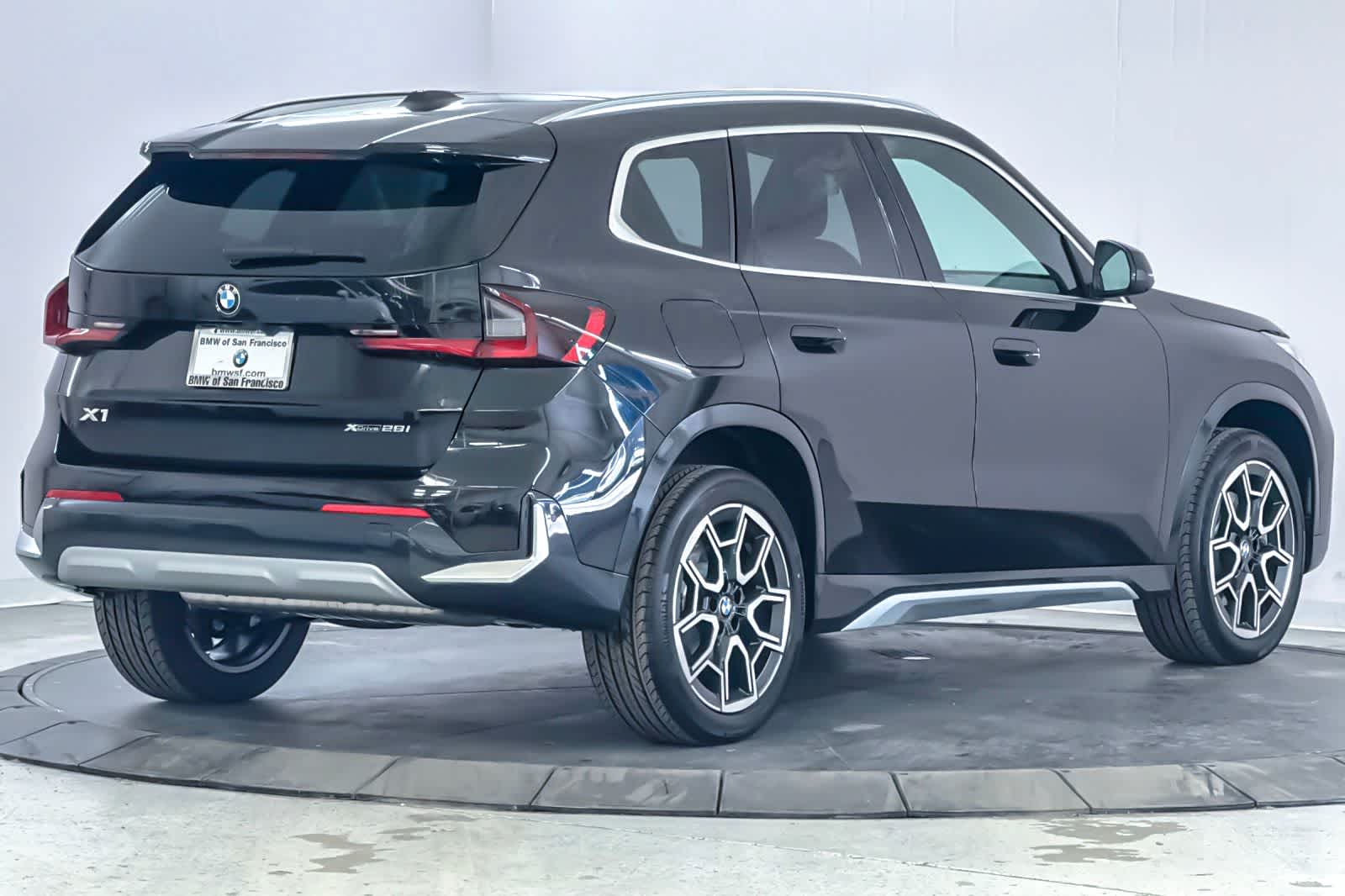 Thumbnail: 2026 BMW X1 - 2