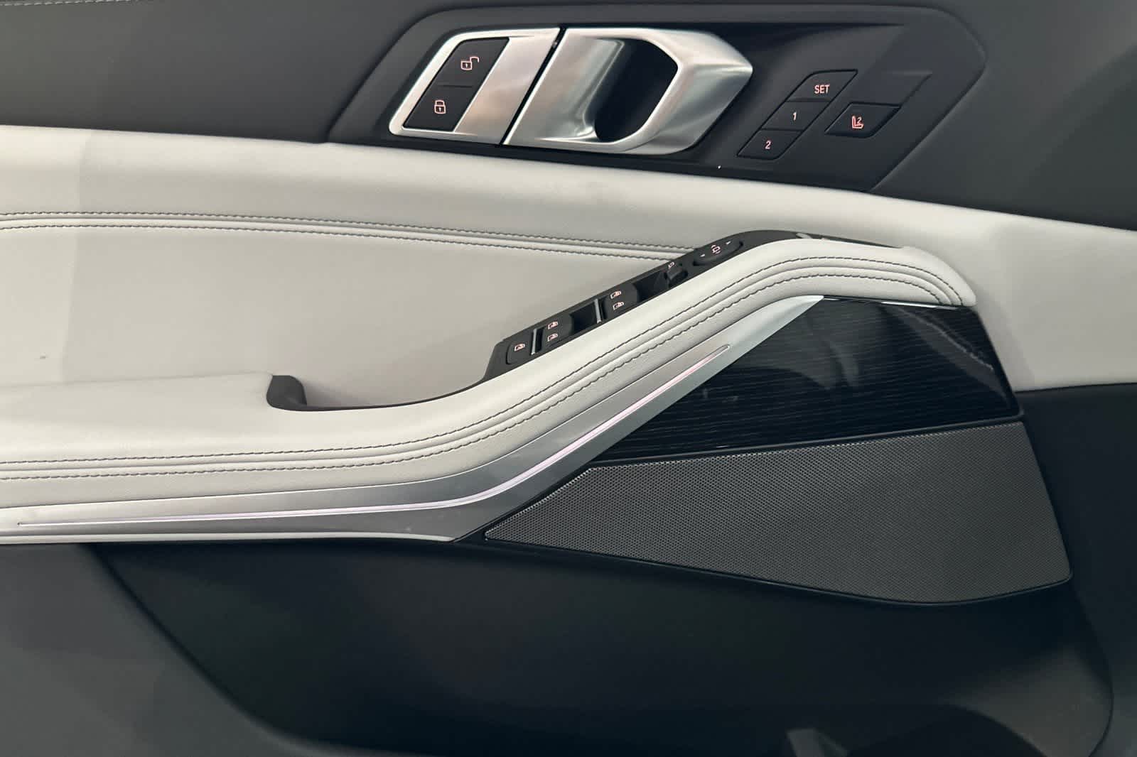 Thumbnail: 2026 BMW X5 - 12