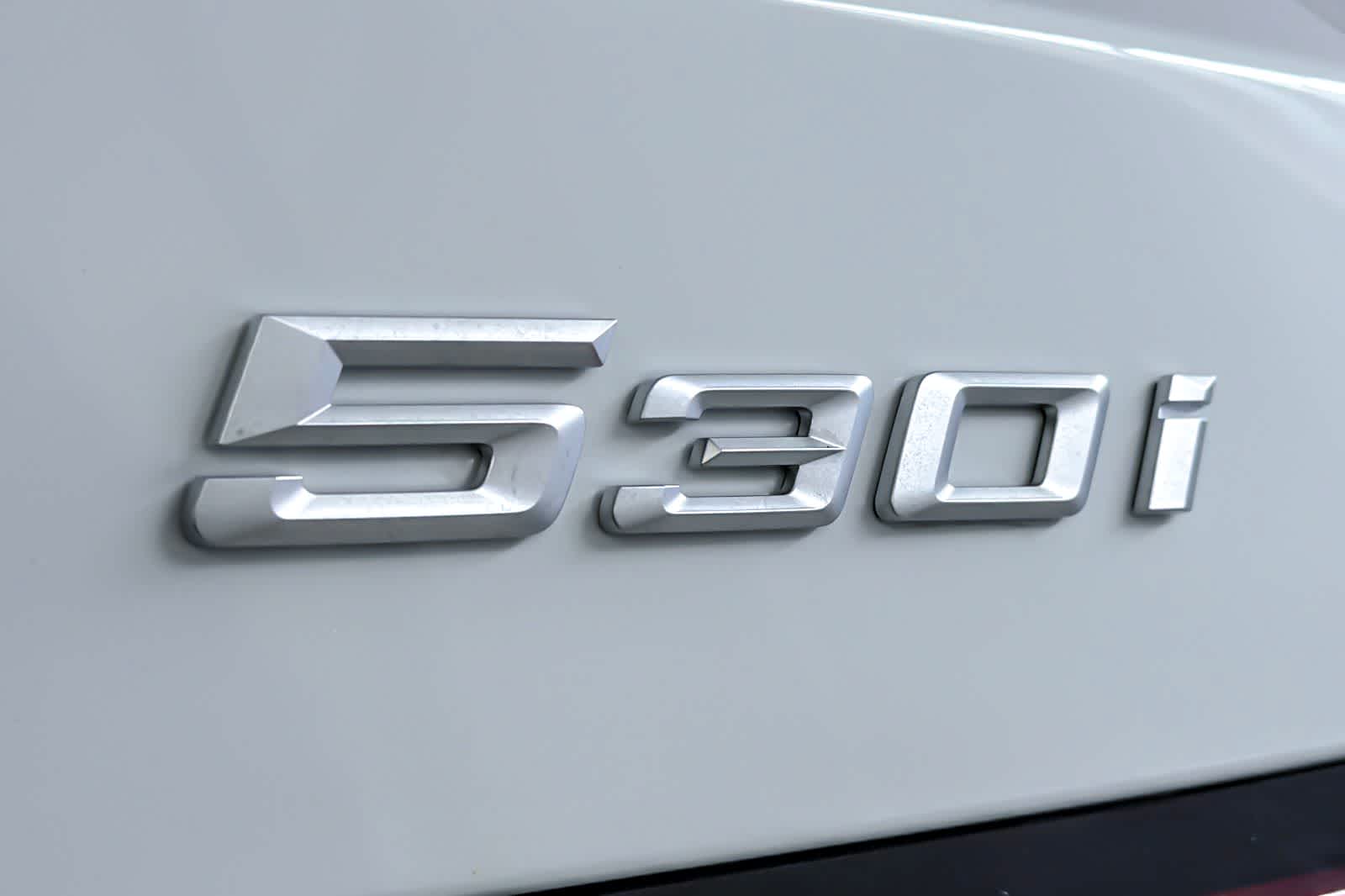 Thumbnail: 2026 BMW 5 Series - 25